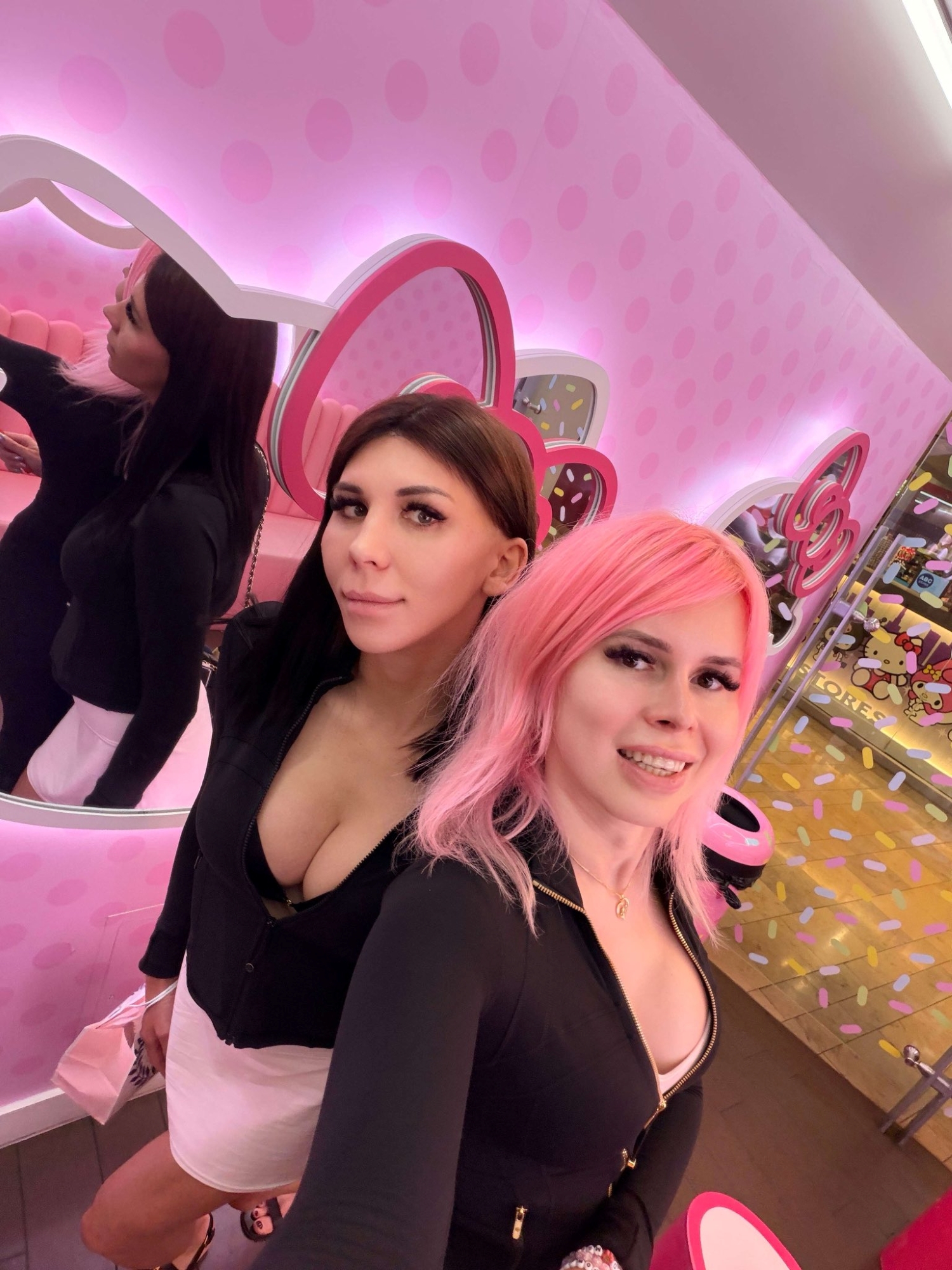Bailee Paris Ramps Up OnlyFans Game with Four New Collaborations