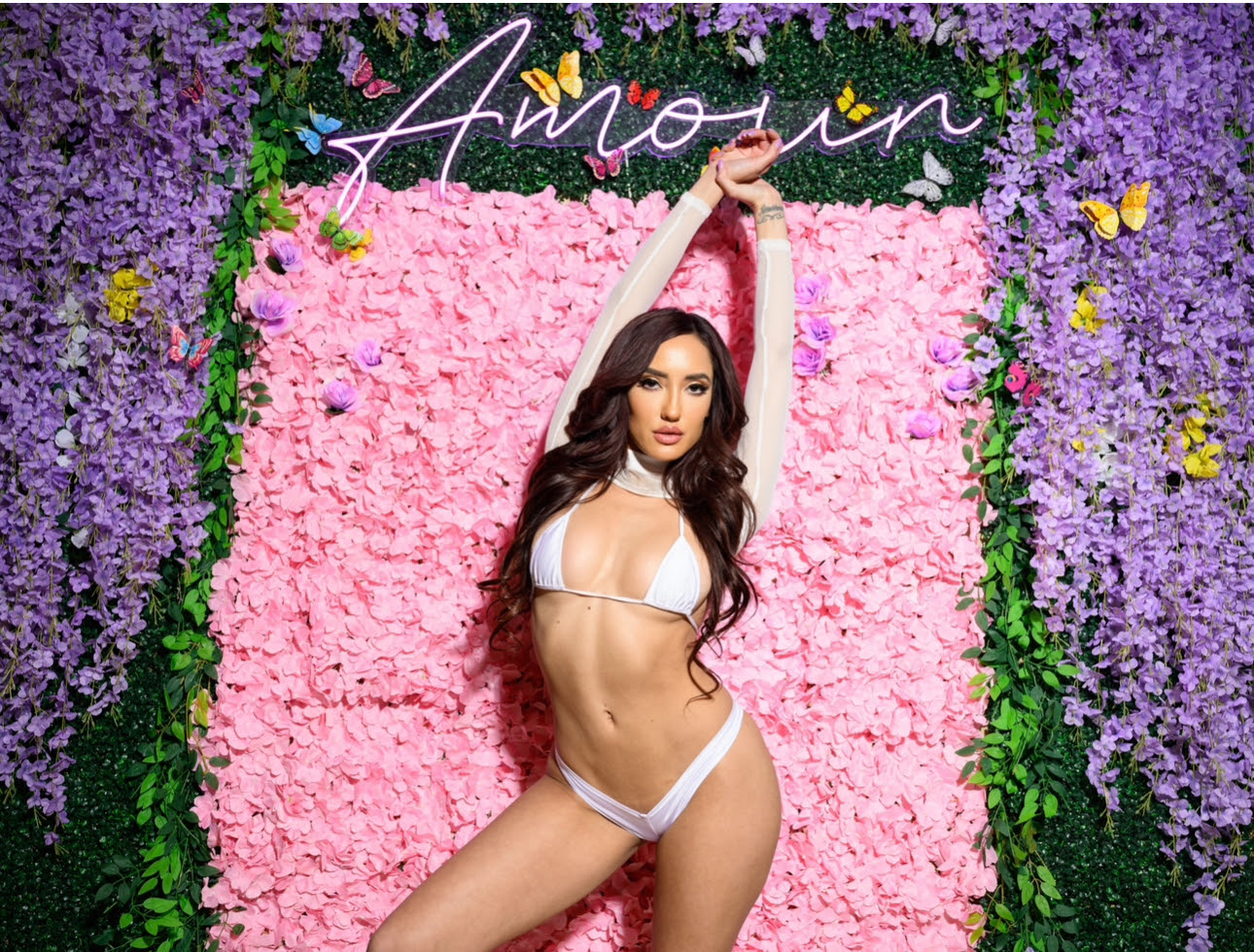 Chloe Amour's Raw Sobriety Story: From Blackouts to 10 Years Alcohol-Free